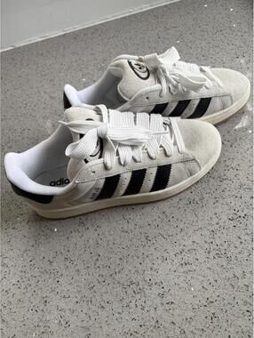 Adidas Campus Suede Sneakers Size 9.5 White Black (Brand New Only Tried On)